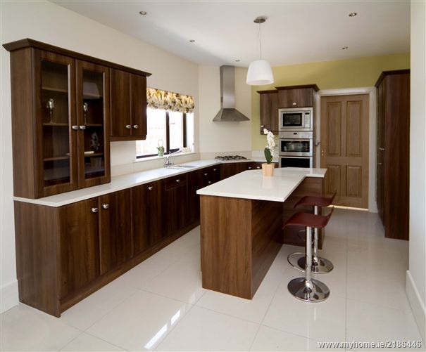 The Crescent, Castle Oaks, Carlow Town, Co. Carlow REA Sothern